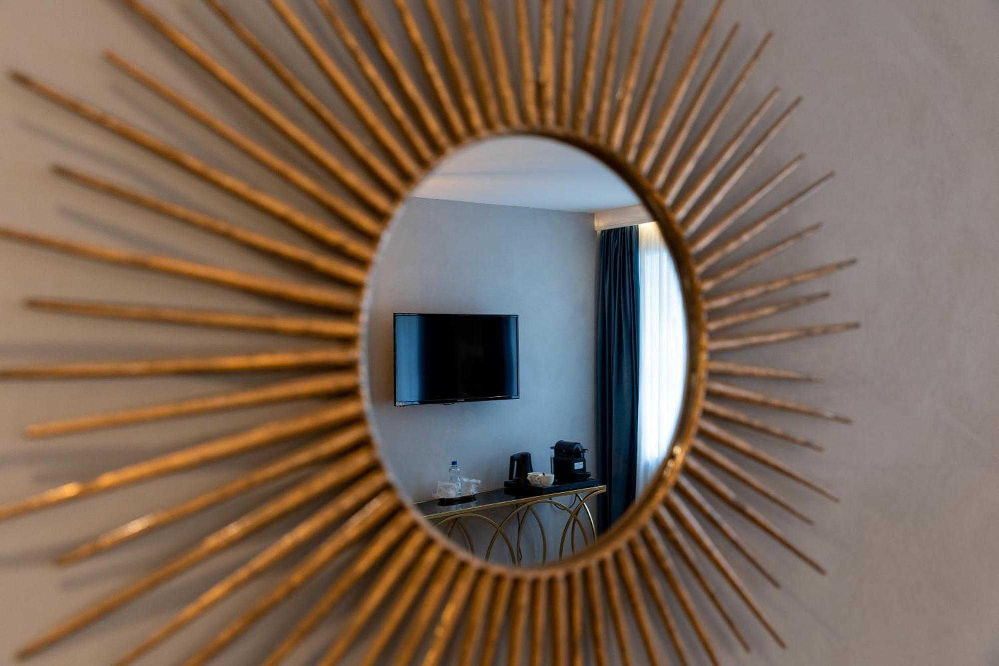 Отель Lumiere House Сибиу Экстерьер фото