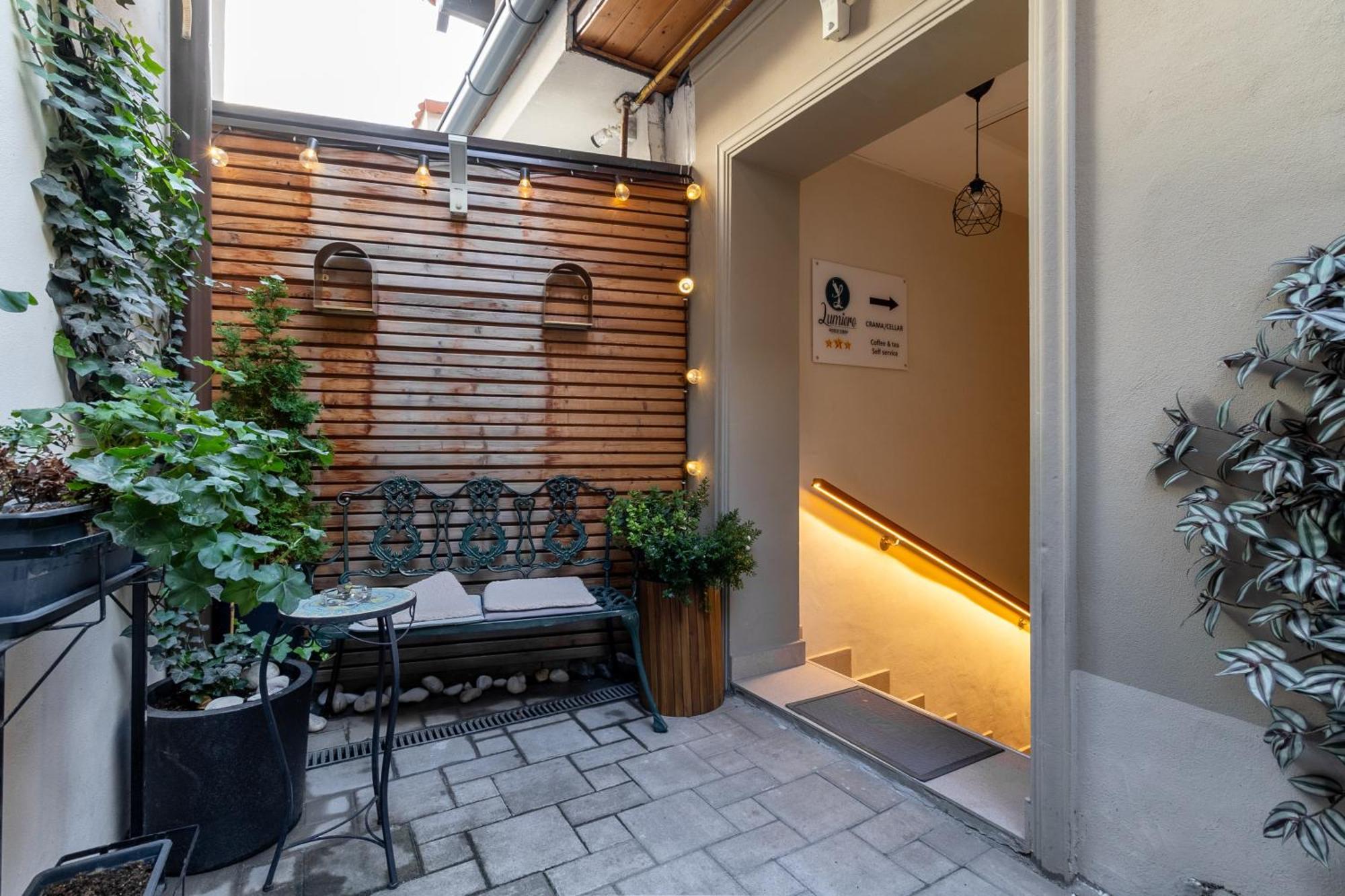 Отель Lumiere House Сибиу Экстерьер фото