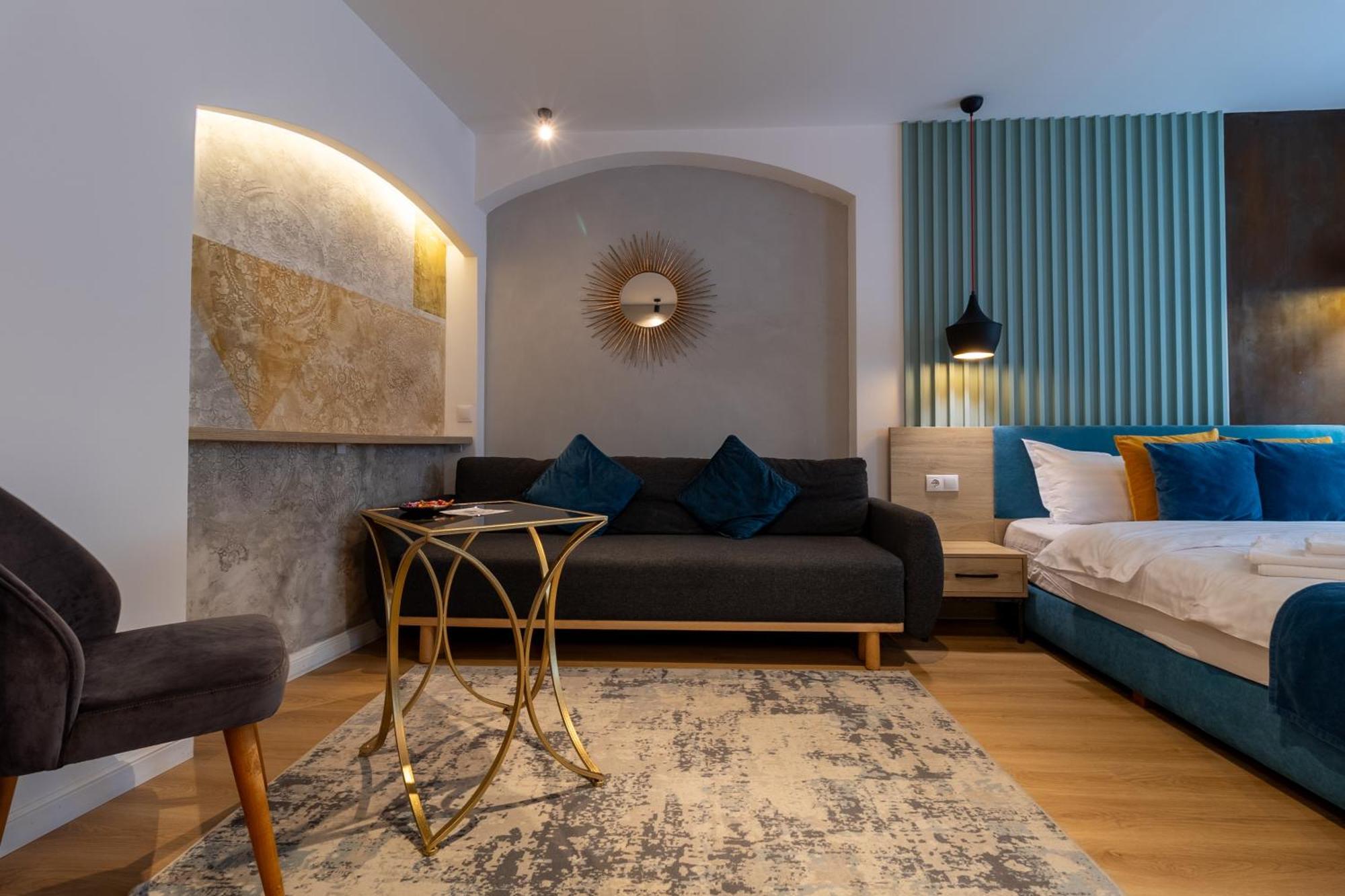 Отель Lumiere House Сибиу Экстерьер фото