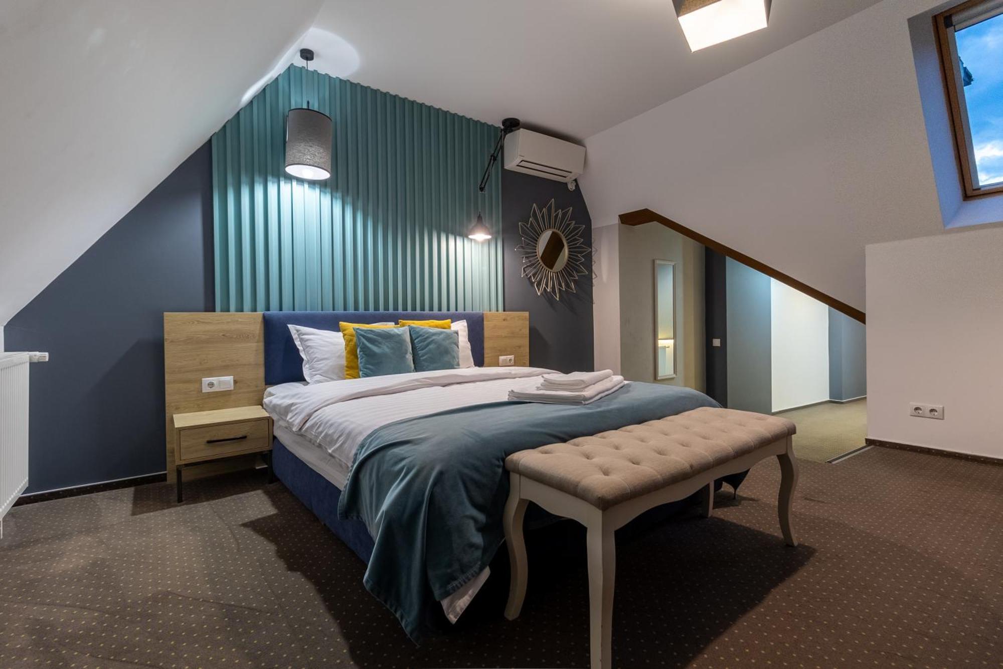 Отель Lumiere House Сибиу Экстерьер фото